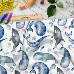 Ткань муслин звёздные киты и медузы на белом фоне