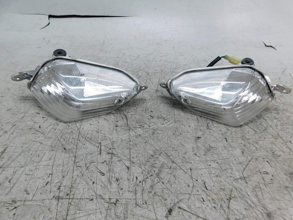 поворотники задние Kawasaki ZZR1400 ZXT40C.
