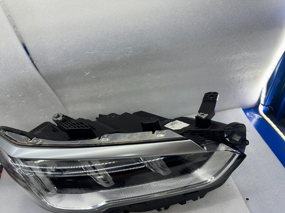 BYD Song Pro оригинальная правая LED фара