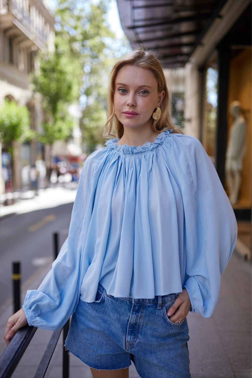 БЛУЗА ВОЗДУШНАЯ СО СКЛАДКАМИ