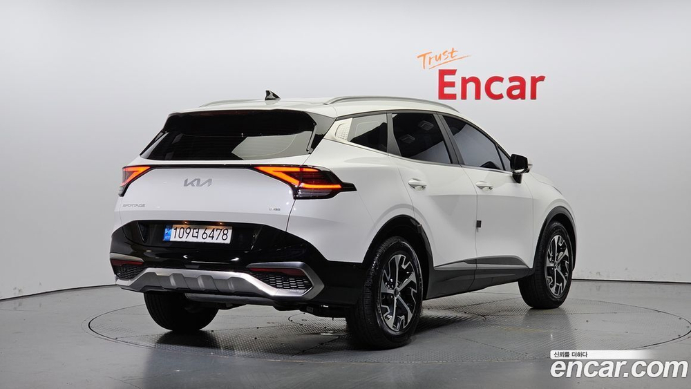 Kia Sportage 5 Generation Hybrid Signatures 4WD (03.2023)