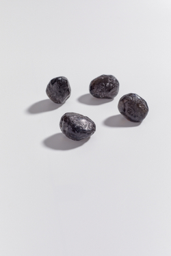 Обсидиан «Слёзы Апачей» галтовка крупная