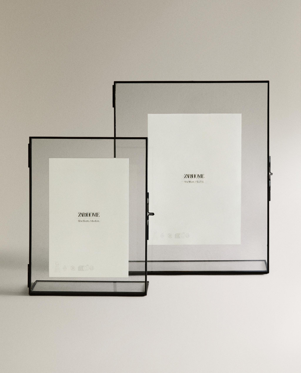 Zara Home Фоторамка из стекла, цвет чёрный, 20 см