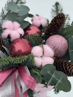 Композиция с нобилисом с розовым декором