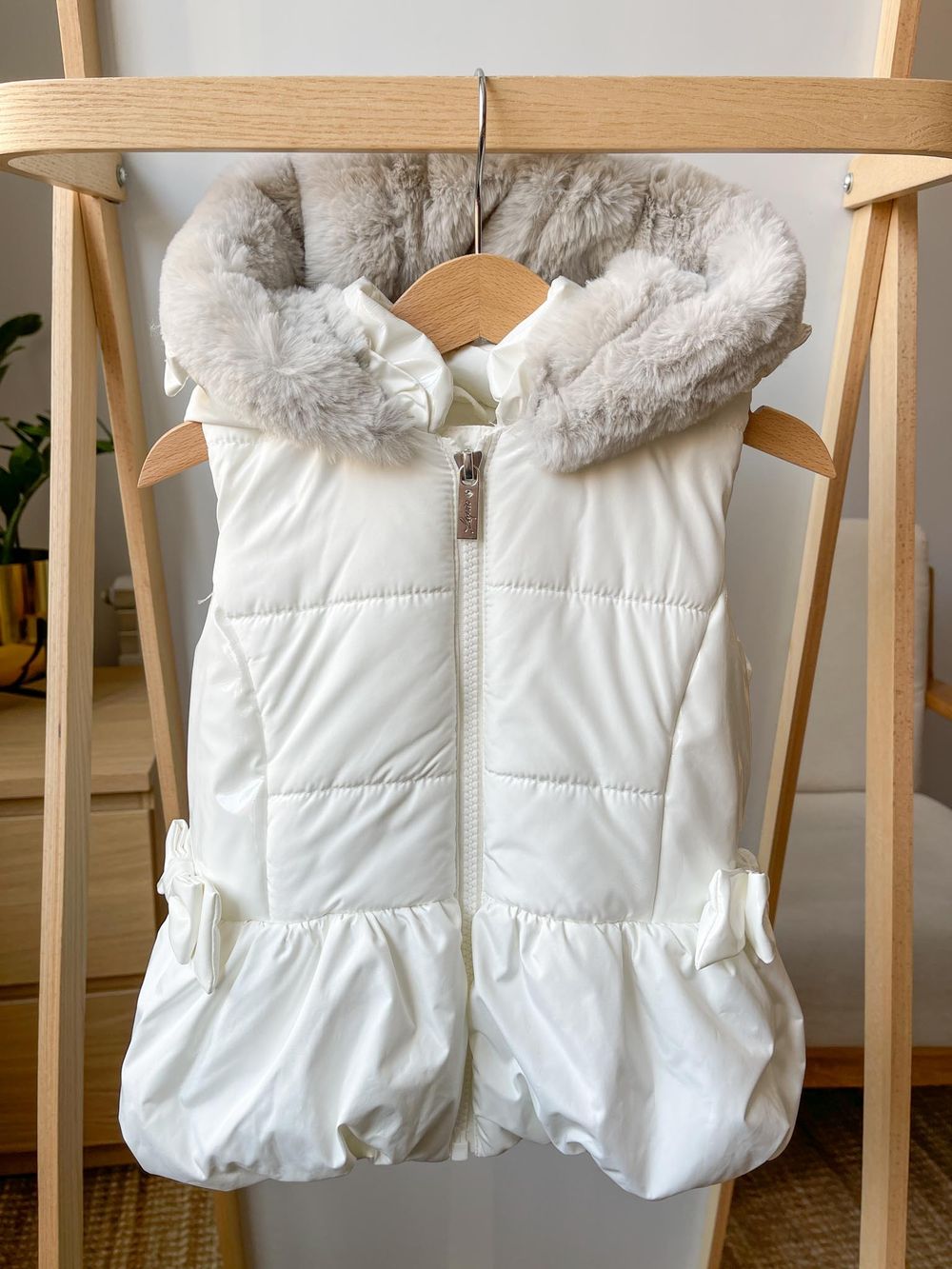 Жилет Lapin House