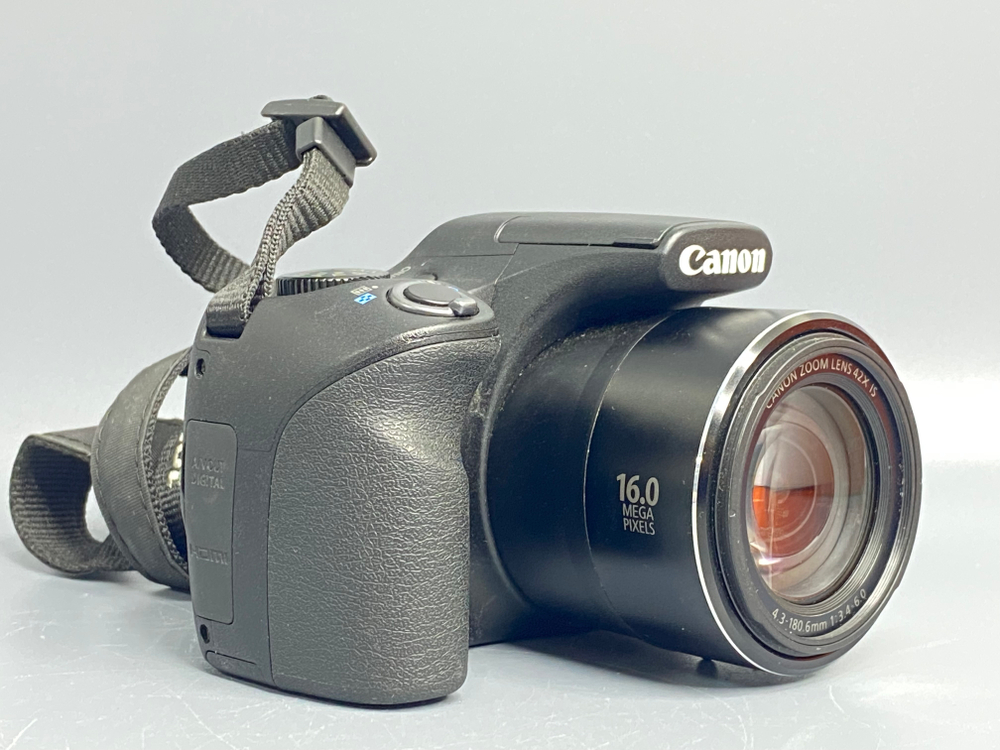 Canon PowerShot SX520 HS