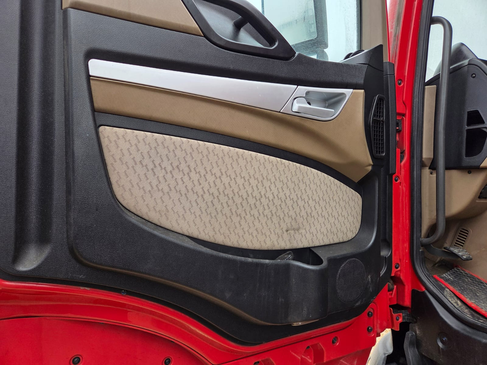 Howo T5G 8x4 Самосвал ZZ3317V386GE1 (Дизельный, 10,5 л, 440 л.с., МТ)