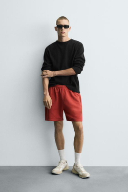 ZARA ШОРТЫ-БЕРМУДЫ JOGGER С ЭФФЕКТОМ ПОТЕРТОСТИ, КРАСНЫЙ