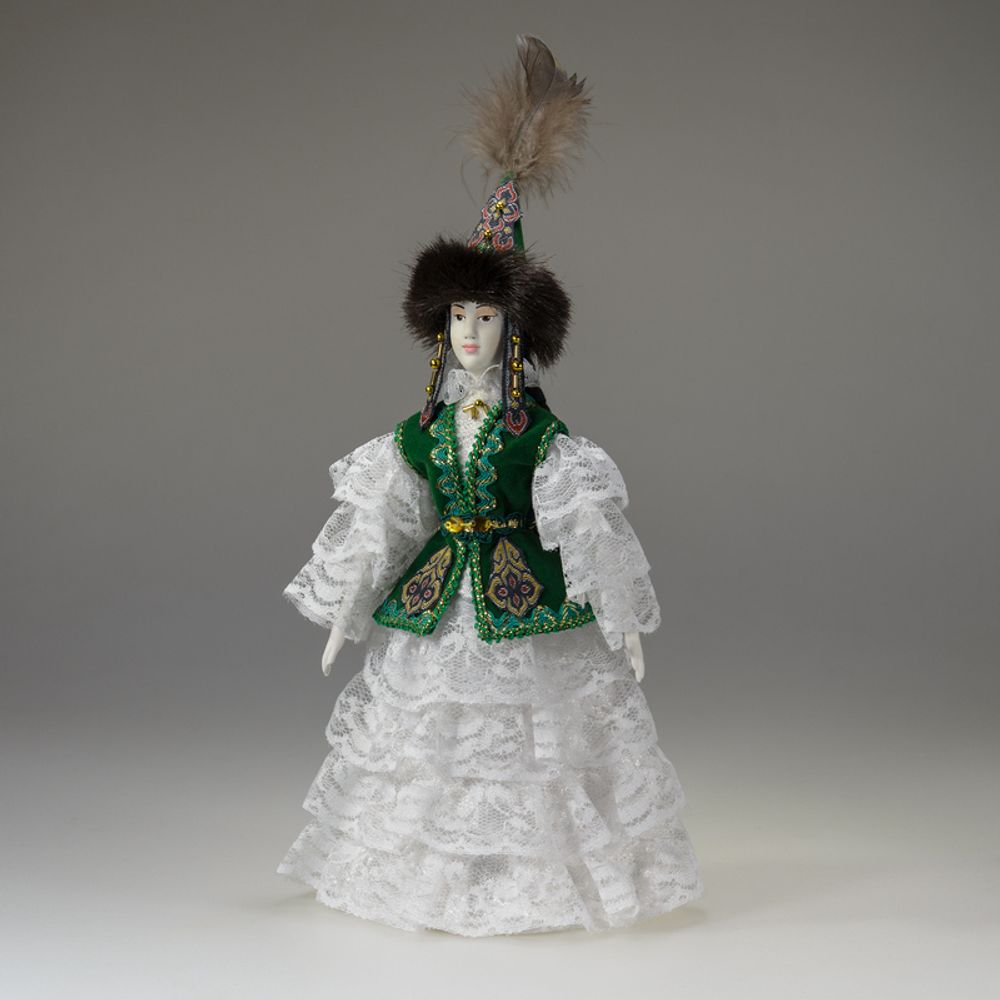 Сувенирная кукла в казахском костюме