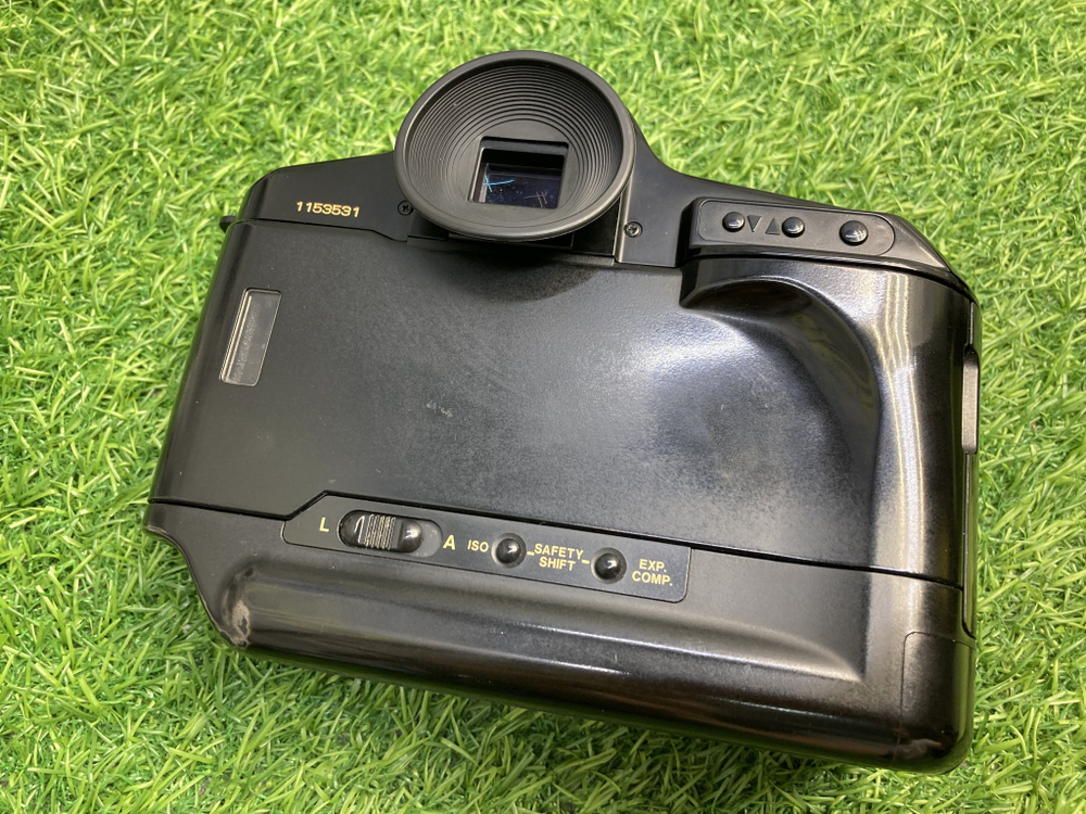 Canon T 90