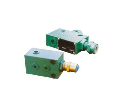 KP-0 - Клапан для впрыска густой смазки (смесительный клапан)