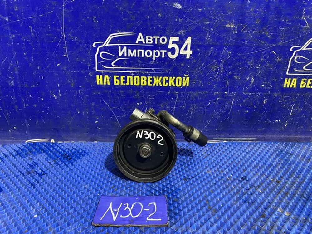 Насос ГУР NISSAN R'NESSA 1997