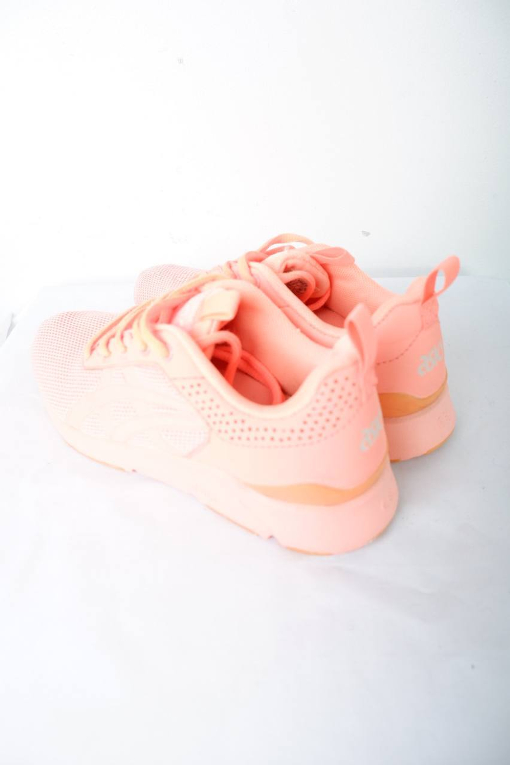 Кроссовки Asics яркие, 36 размер