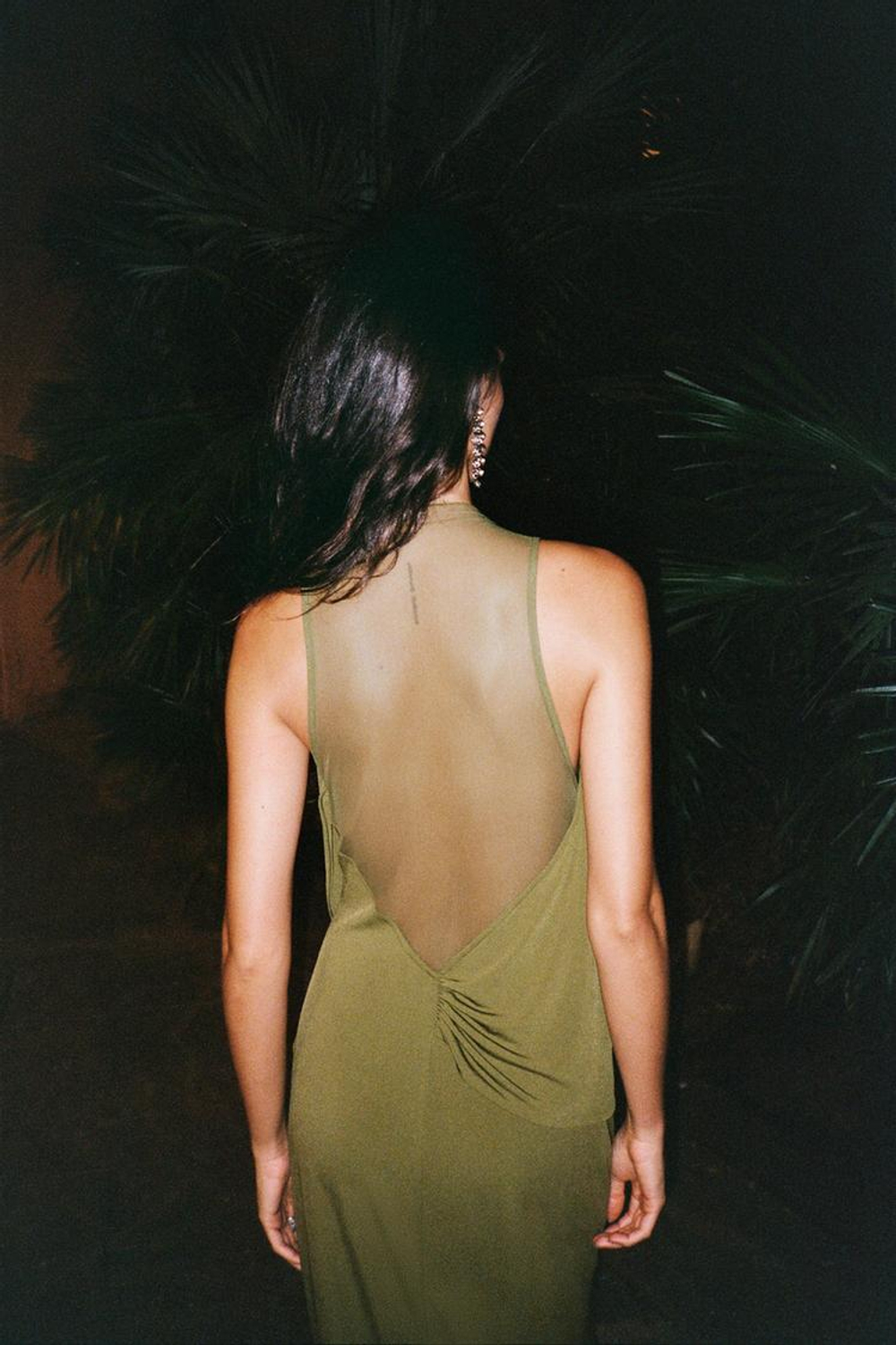 ZARA КОМБИНИРОВАННОЕ ПЛАТЬЕ СО СБОРКАМИ, ЦВЕТ МХА