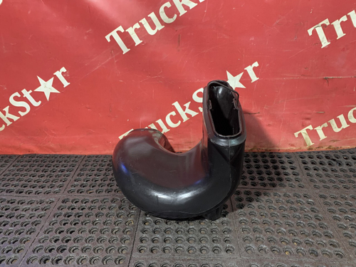 Патрубок воздушного фильтра