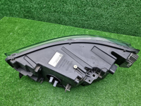 Фара правая Volvo XC40 (2017-2022) LED