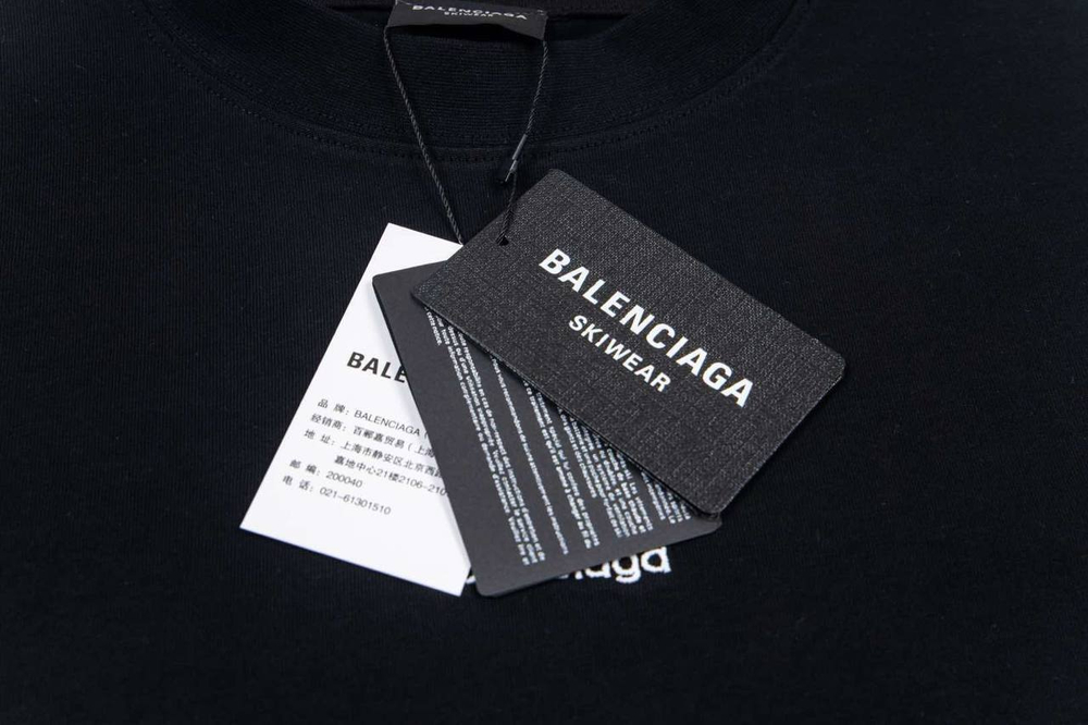 Футболка Balenciaga