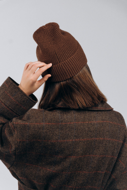 Шапка из полушерсти