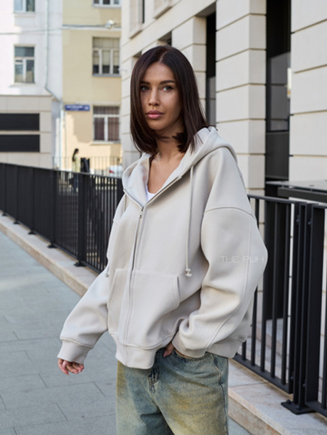Худи на молнии в бежевом цвете