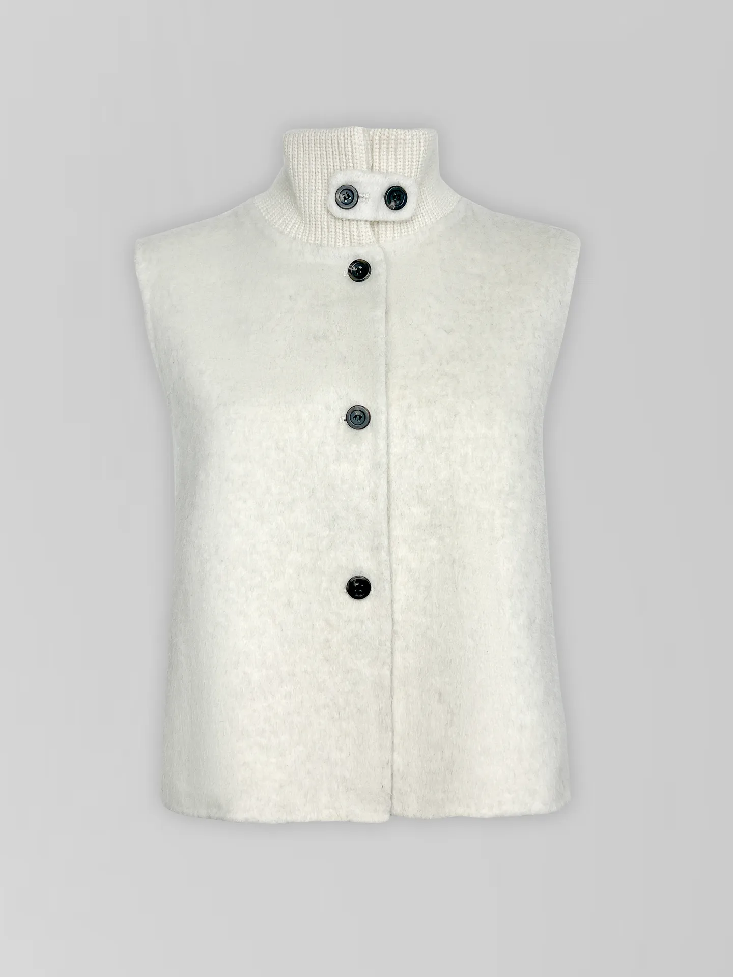 Пальто Monroe 8137 длинное со встроенным жилетом и вязаным воротником