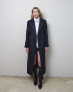 Пальто с формообразующими бедрами из шерсти Гуччи черный