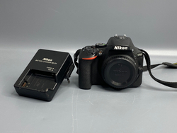 Nikon D5600 10.200 кадров