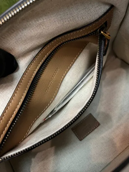 Сумочка женская Gucci Bauletto маленького размера коричневый