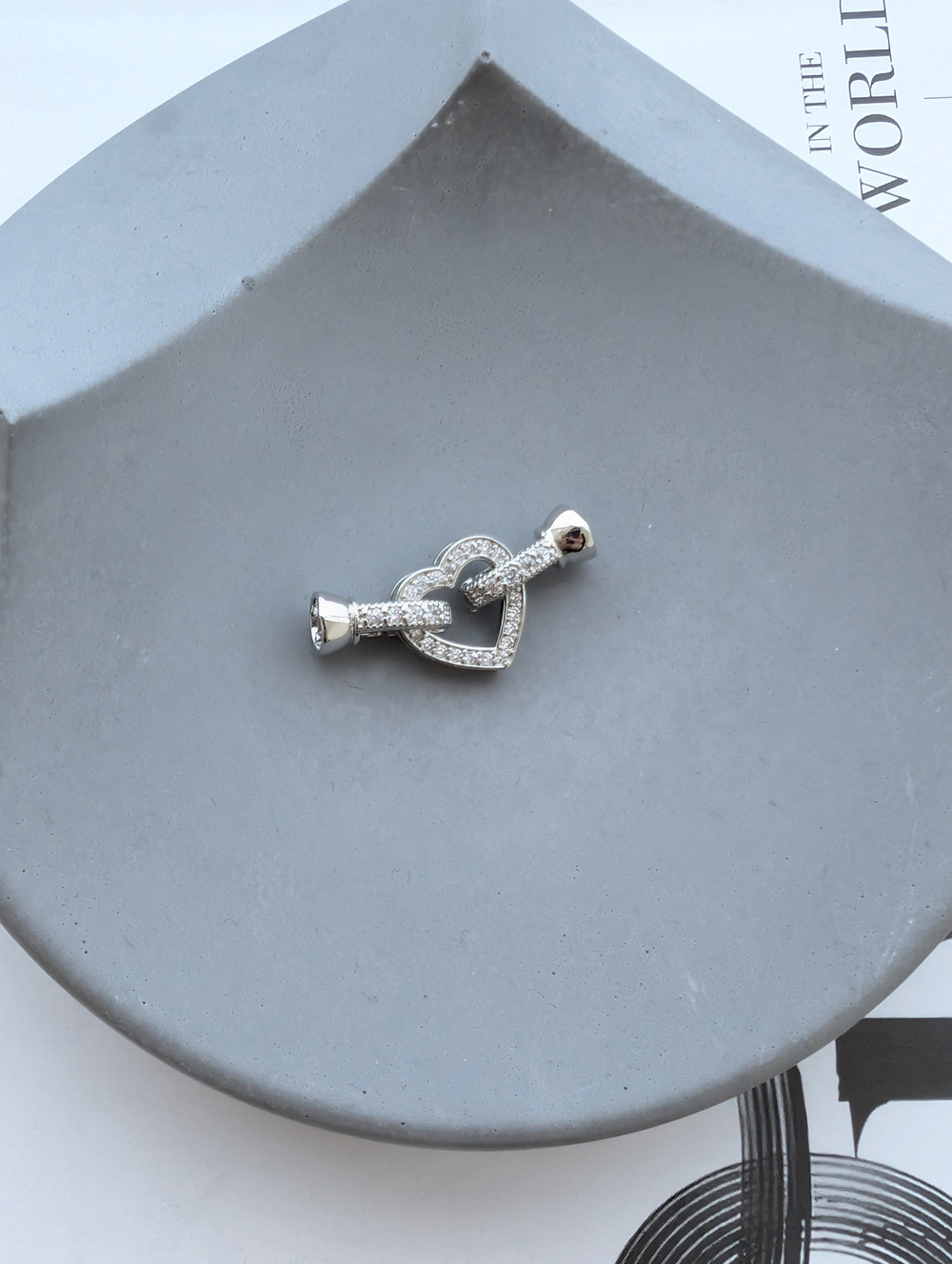Замок-концевик сердце с фианитами