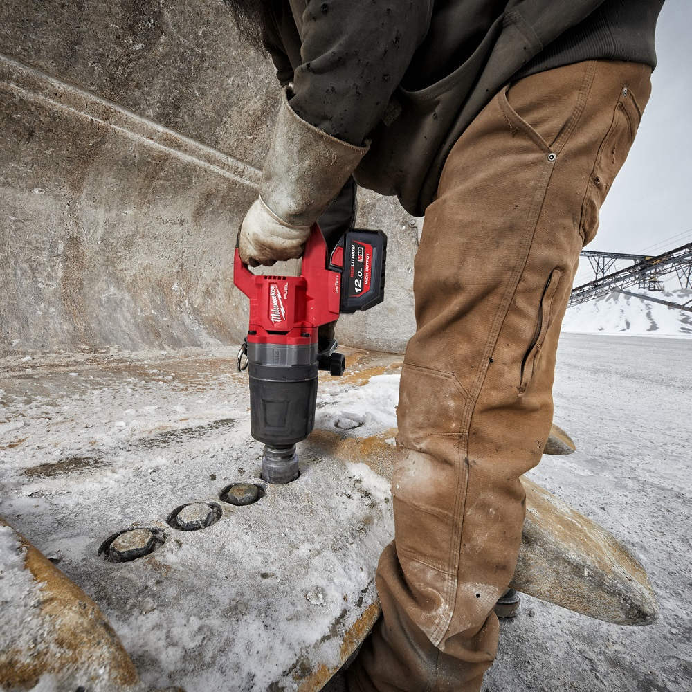 Гайковерт Milwaukee M18 ONEFHIWF1DS-121C FUEL аккумуляторный