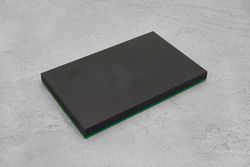 Микарта, плашка 130x80x8(+)мм, с зелёным спейсером 1,5мм