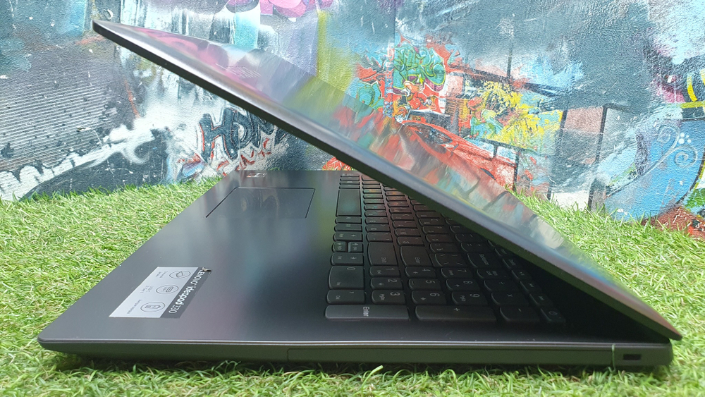 Ноутбук Lenovo Ryzen 3/8Gb/FHD/IdeaPad 330-15ARR 81d200c4ru/Windows 10