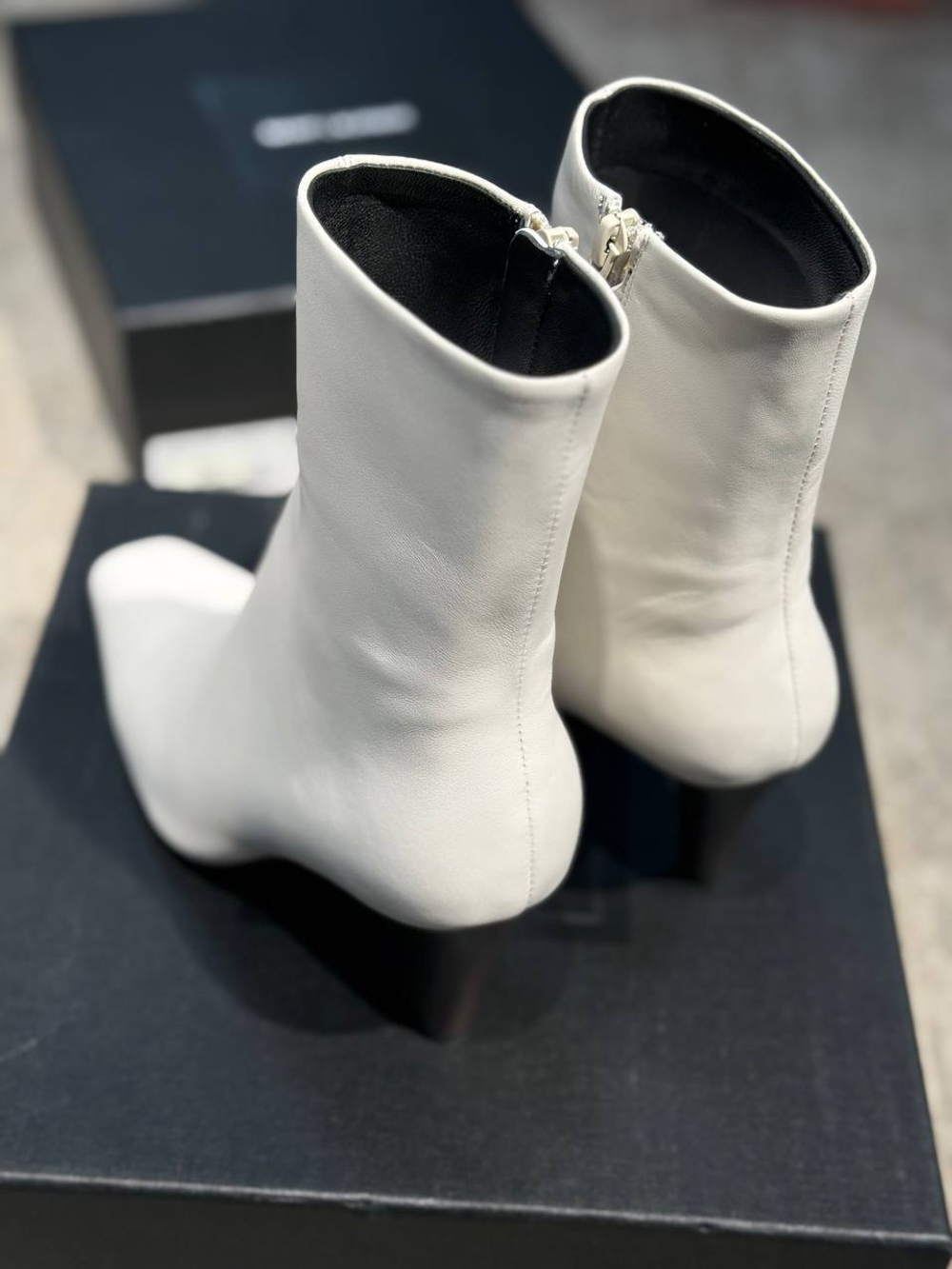 Ботильоны Yves Saint Laurent