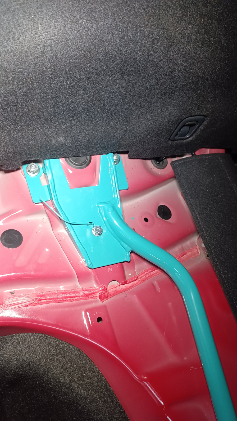 Распорка задняя скрытой установки Subaru Levorg 2 (VN)