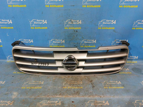 Решетка радиатора NISSAN AVENIR 2000-2005