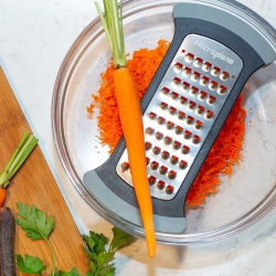 Microplane Специальная терка для бензобака размером 21x10 см.