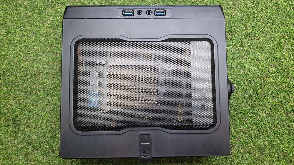 Неттоп Celeron j1800/4Gb/512Gb