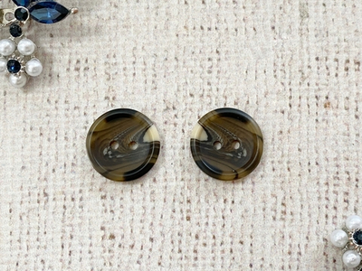 Пуговицы, d 1,5 см