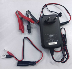 Автомобильное зарядное устройство BERKUT Specialist BC-01A