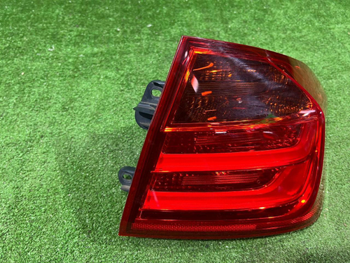 Фонарь правый внешний BMW 3er F30 (2011-2016)