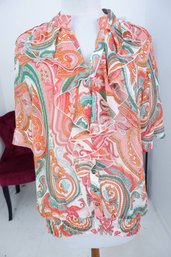 Блузка Teresa яркая и необычная, маркировка 44+6, на 50 размер