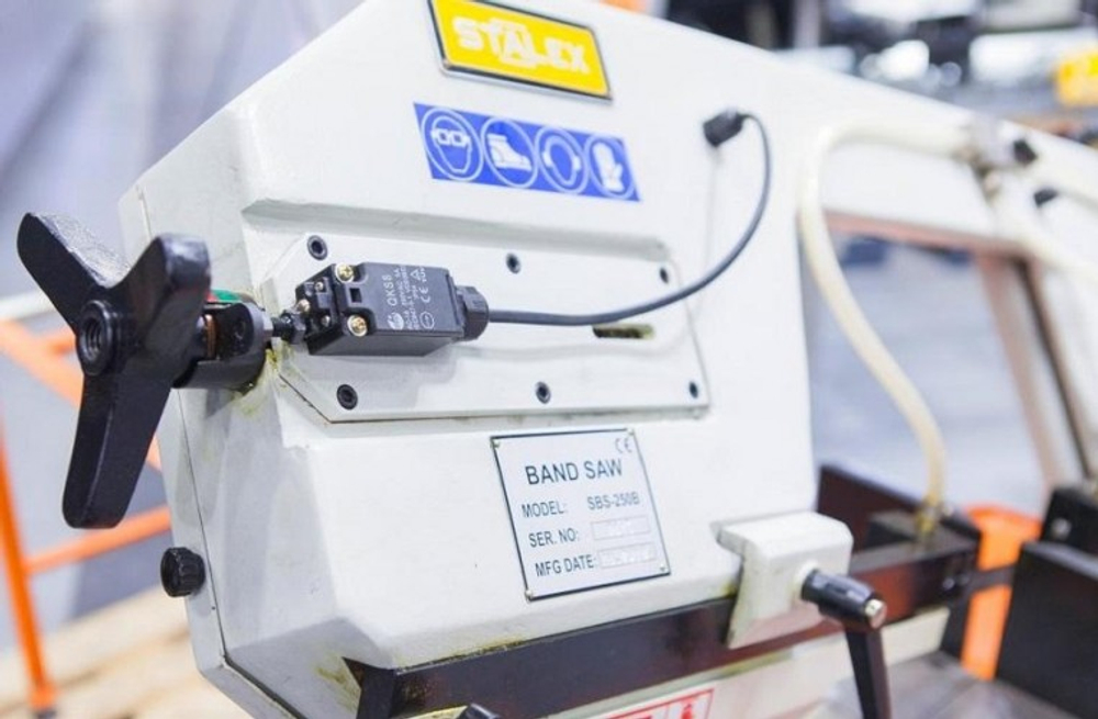 Станок ленточнопильный STALEX SBS- 250B/HC 400V, с прижимом заготовки 12010253HC