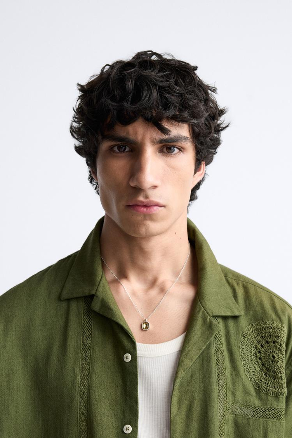 ZARA ЦЕПОЧКА С КОНТРАСТНОЙ ПОДВЕСКОЙ, СЕРЕБРИСТЫЙ