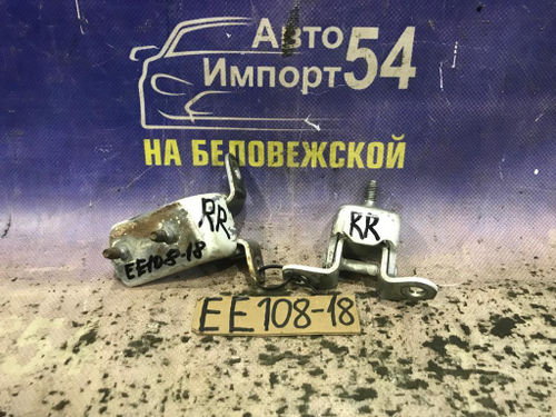 Петля двери задней правой TOYOTA COROLLA 1993