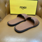 Кожаные шлепанцы