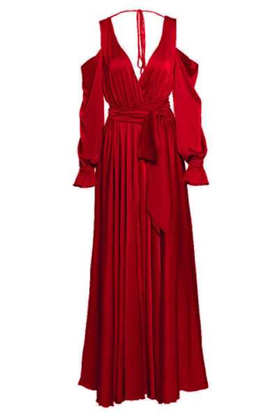 Длинное платье с открытыми плечами