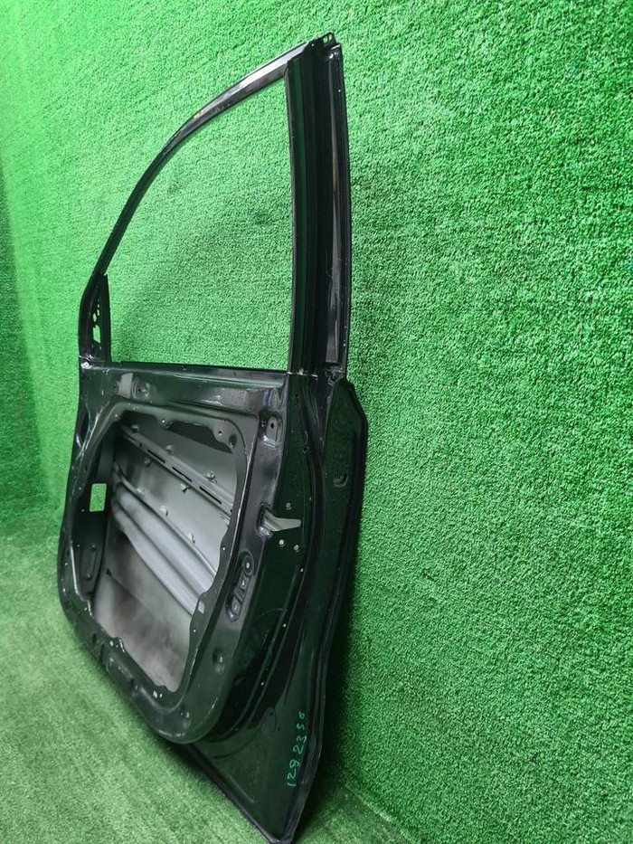 Дверь передняя правая KIA Sportage 4 QL (16-22)