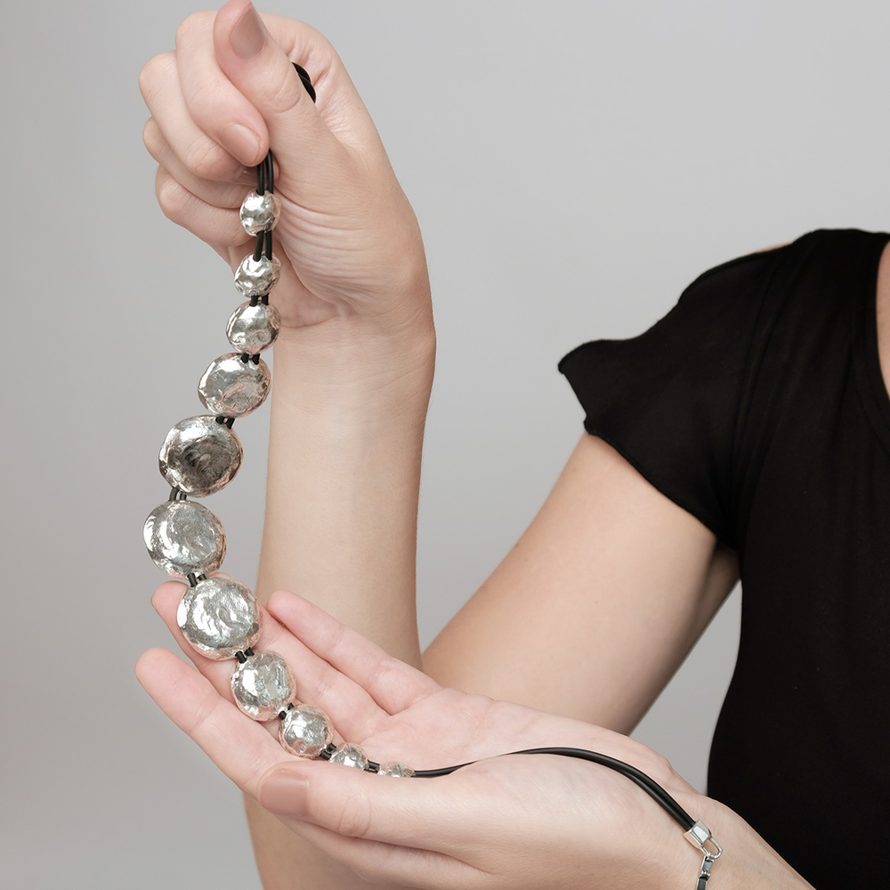 "Зумм" кольеиз коллекции "Астерио" от Jenavi