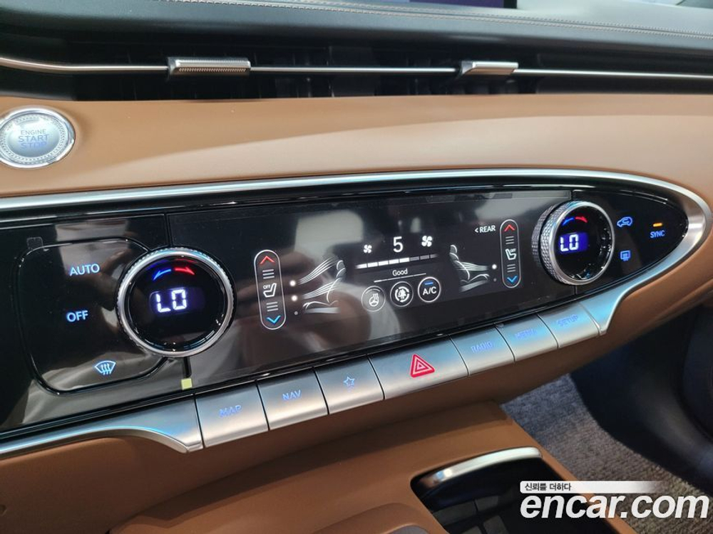 Genesis GV70 2.5T Бензин AWD (12.2021)