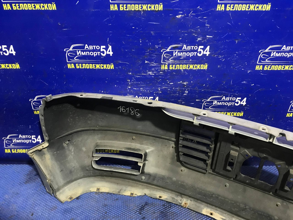 Бампер передний NISSAN ELGRAND 1997-2000