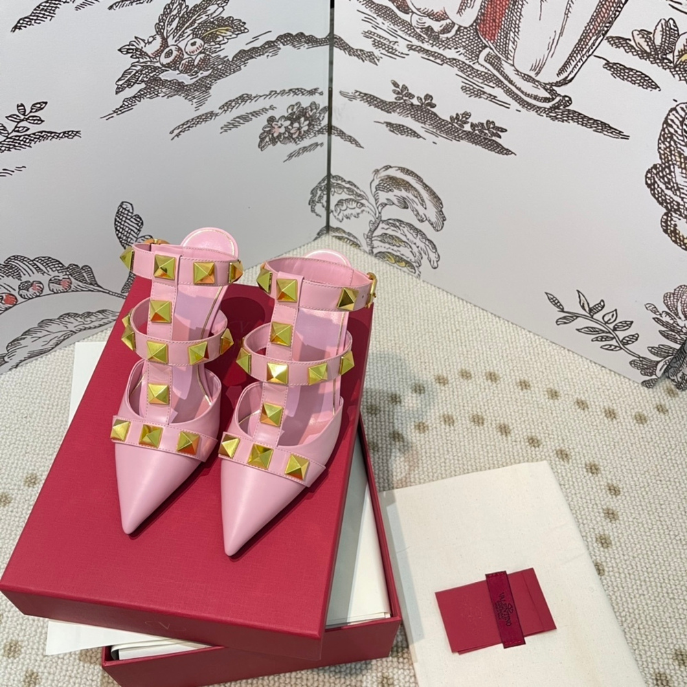 Valentino Garavani Roman Stud 8.5 cm